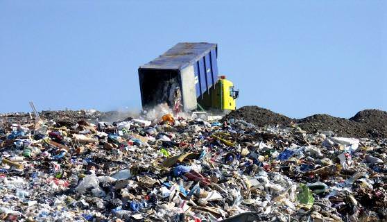 Огромные горы мусора в США