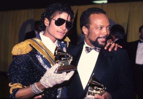 Майкл Джексон получает награду Грэмми 