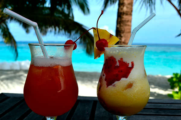 Коктейли и напитки на островах Мальдивы 