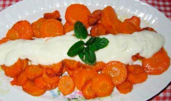 Салат из моркови с добавлением растительного масла