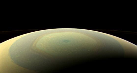 Планета Сатурн снимок с близкого растояния