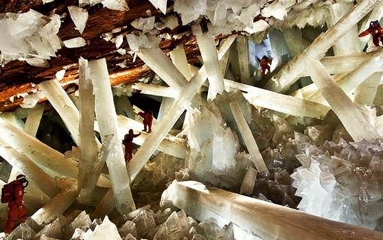 Пещеры с кристаллами 