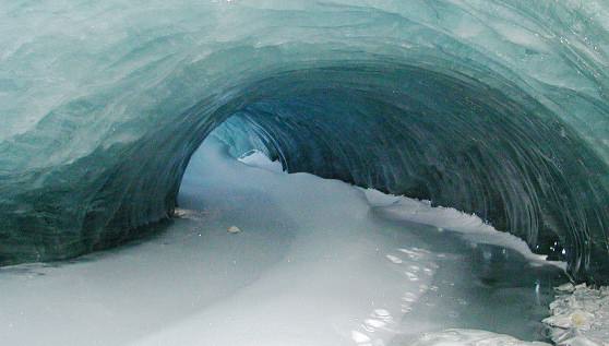 Ледяной панцирь на большой территории Антарктиды 