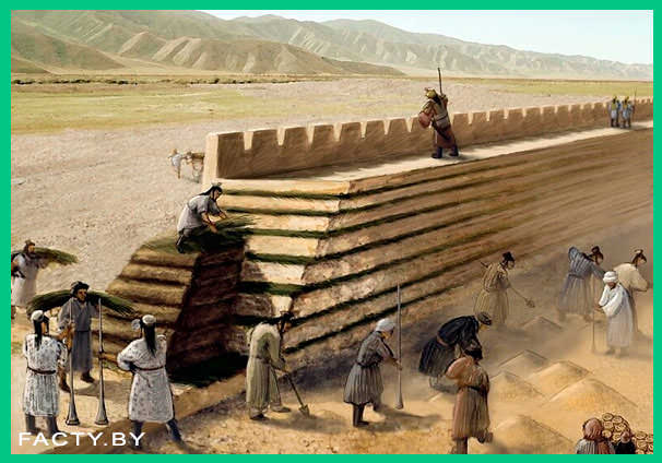 Китайская стена в пустыне