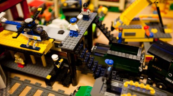 Конструктор LEGO изобретенный в Дании 