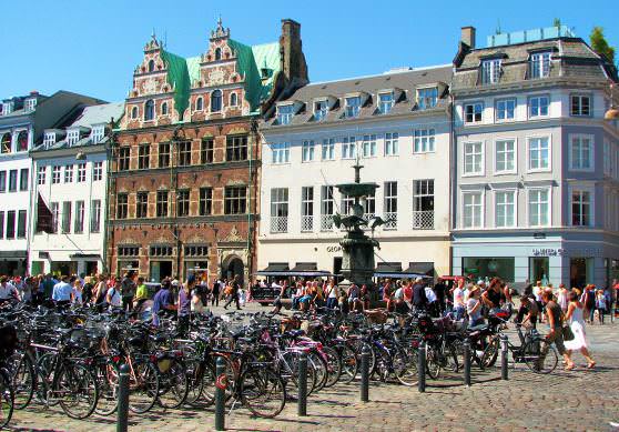 Жители Копенгагена на велосипедах