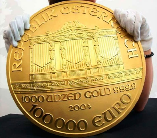 Монета в сто тысяч евро