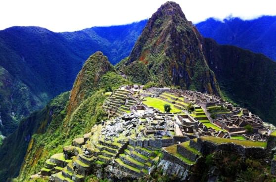 Самый высокогорный древний город построенный индейцами в Андах: Мачу-Пикчу в Перу.